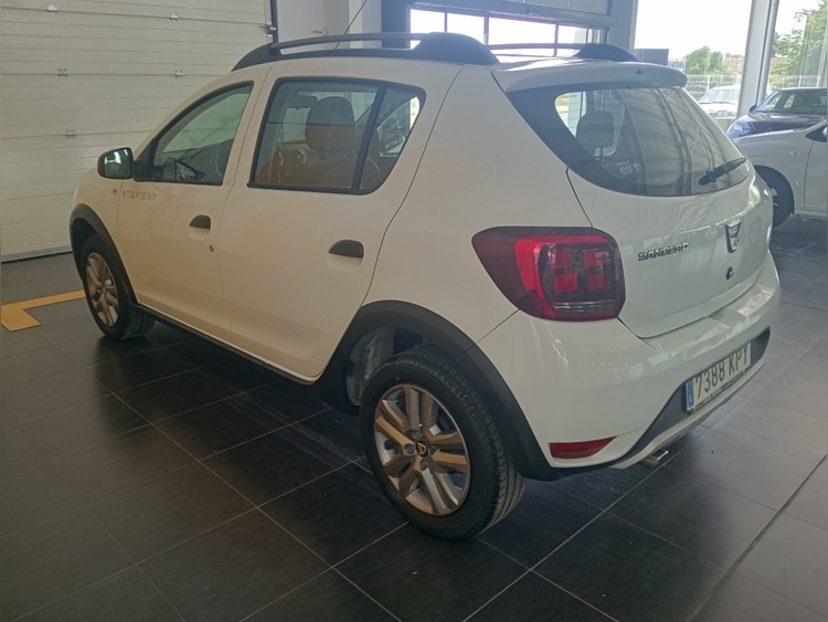 Dacia Sandero Stepway TCE 90 foto 6