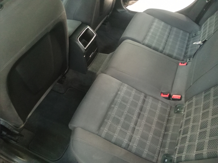Audi A4 S LINE foto 11