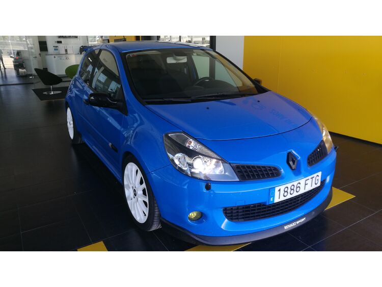 Renault Clio SPORT foto 2